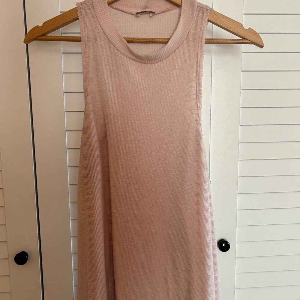 Elegant Blush Sleeveless Tank Top